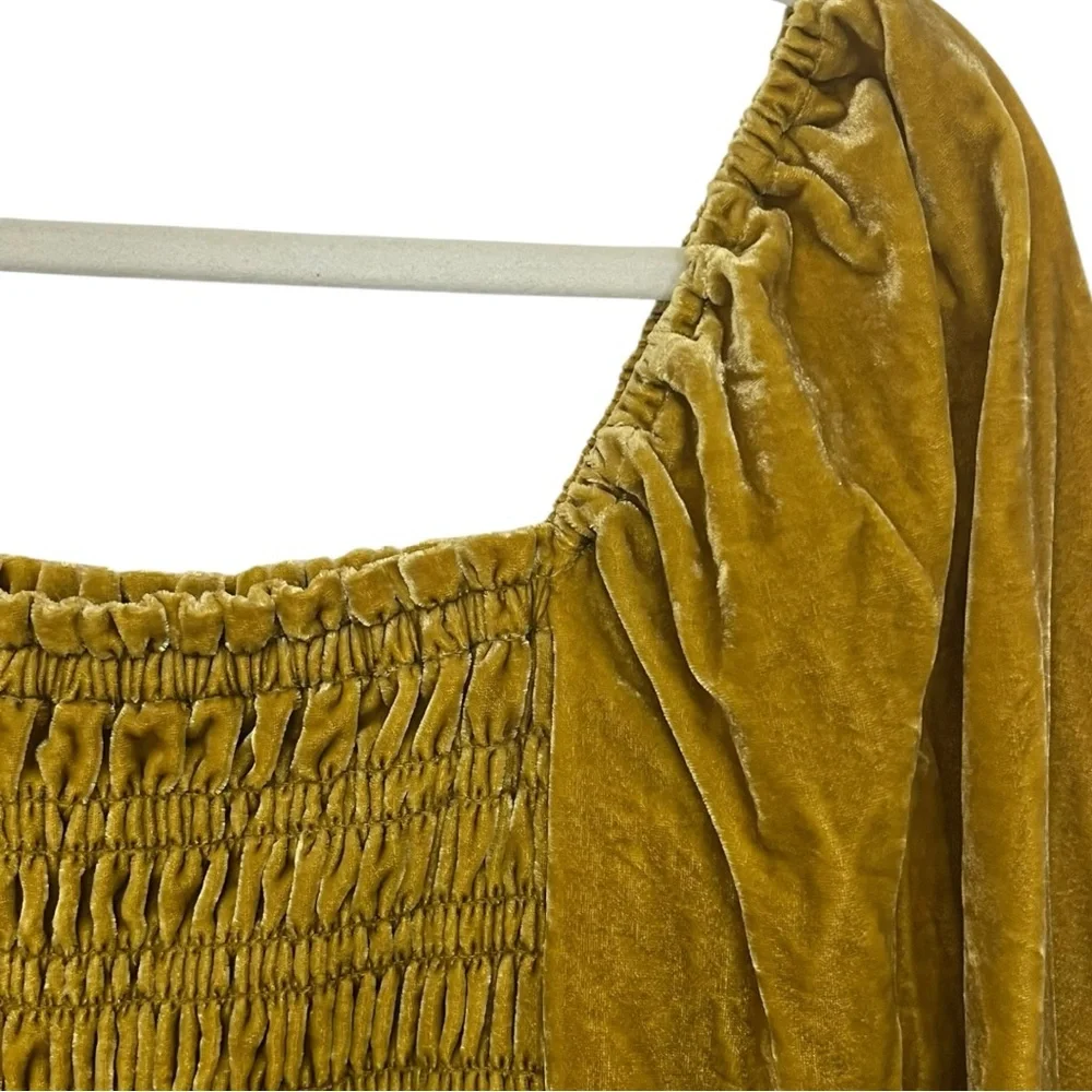 Anthropologie | Gold Yellow Puff Long Sleeved‎ Smocked Velvet Blouse size S